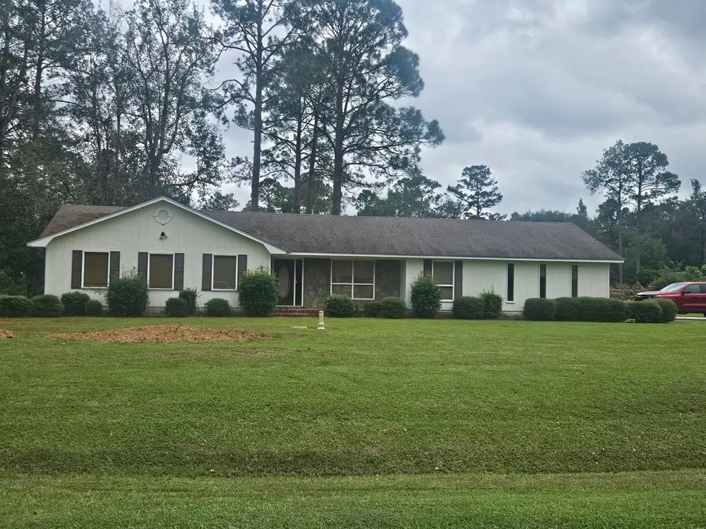2342 Pine Needle Dr N, Valdosta, GA 31601 - #1