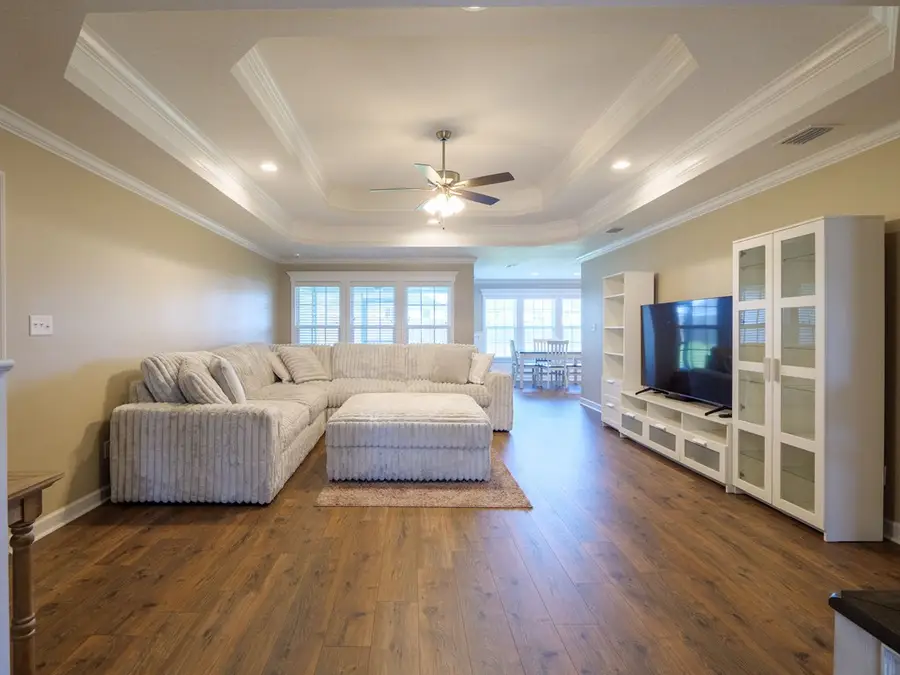 3960 Landings Circle, Hahira, GA 31632 - #3