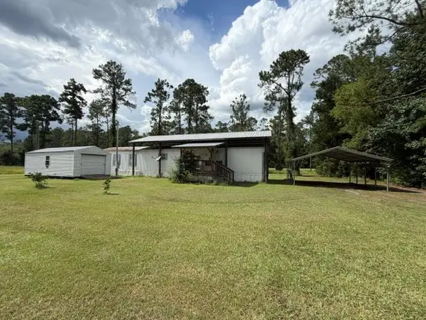 214 Forest Avenue, Fargo, GA 31631
