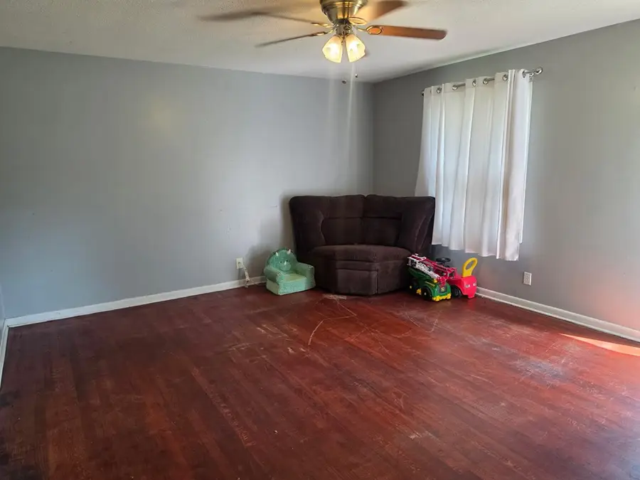1225 Carter Ave, Nashville, GA 31639 - #2