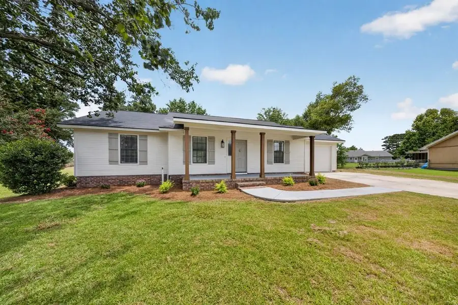 3910 Foxridge Dr, Valdosta, GA 31605 - #2