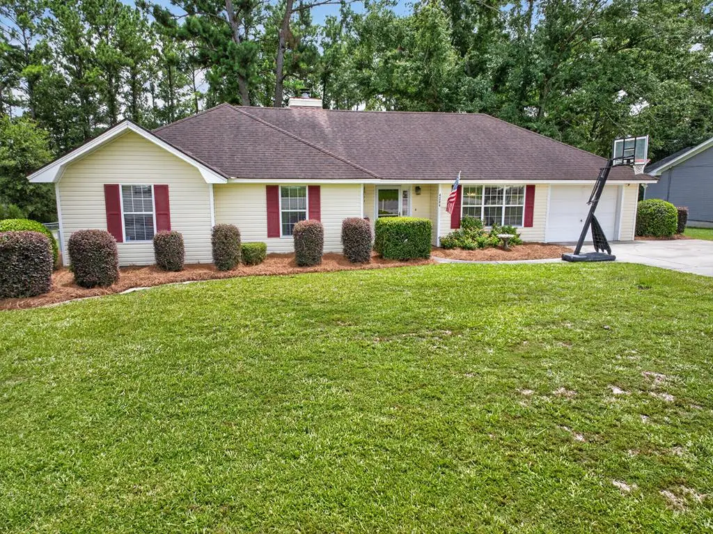 4204 Big Oak Cir, Valdosta, GA 31602 - #1