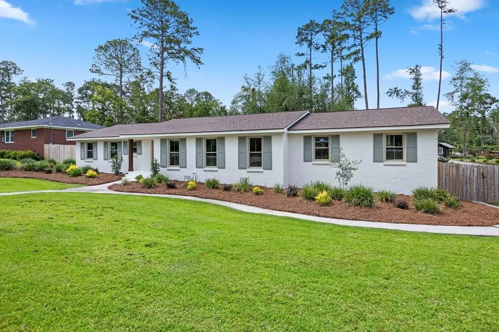 1203 Lakeview Dr, Valdosta, GA 31602 - #1