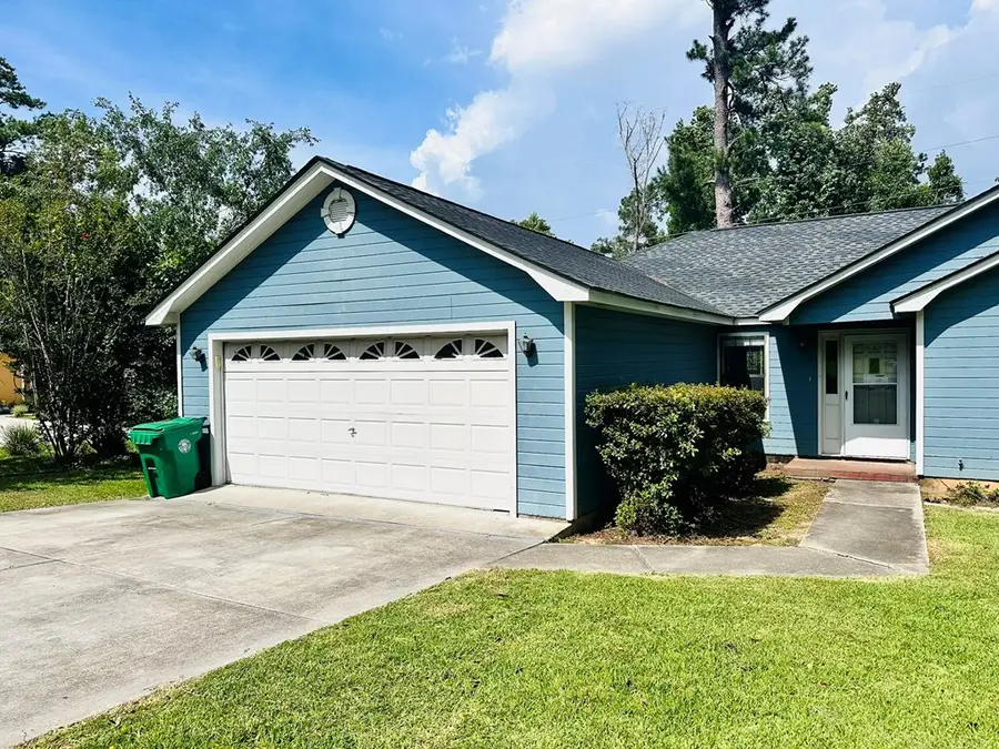 2225 S Sherwood Drive, Valdosta, GA 31602 - #2