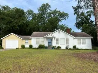 5411 Woodrow Lane, Hahira, GA 31632