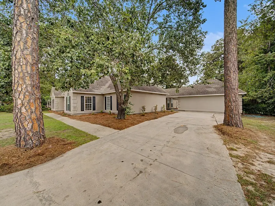 1621 Moore St, Adel, GA 31620 - #3