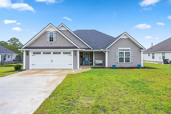 3805 Landings Circle, Hahira, GA 31605