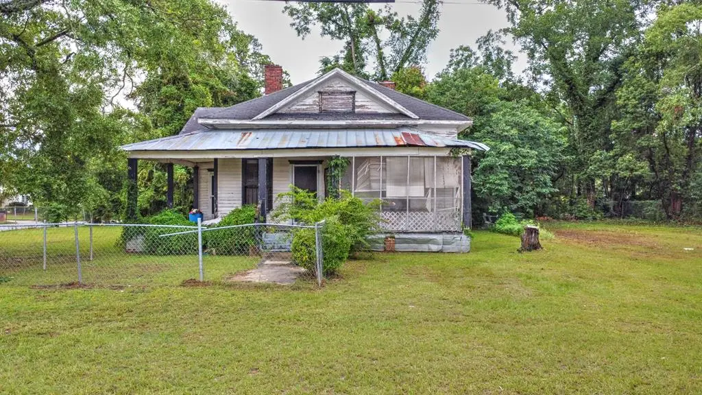401 Lester Street, Thomasville, GA 31792 - #1