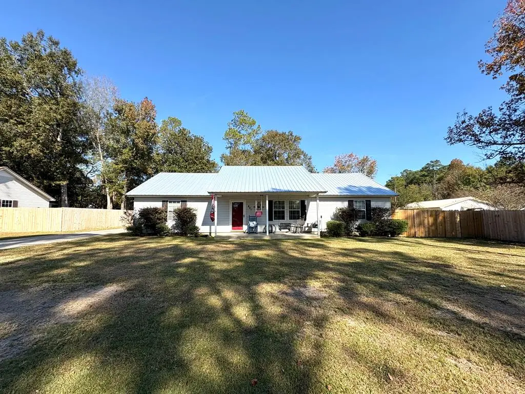 401 Janice Ave, Nashville, GA 31639 - #1
