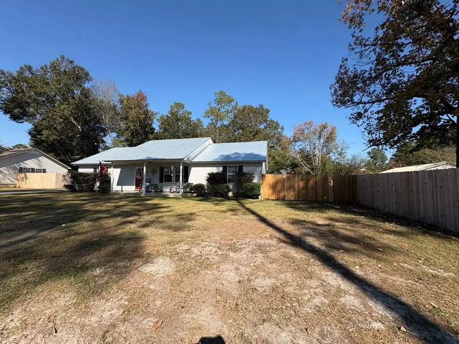 401 Janice Ave, Nashville, GA 31639 - #3