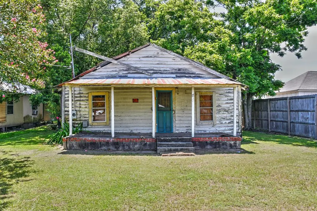 108 S Maple St, Adel, GA 31620 - #1
