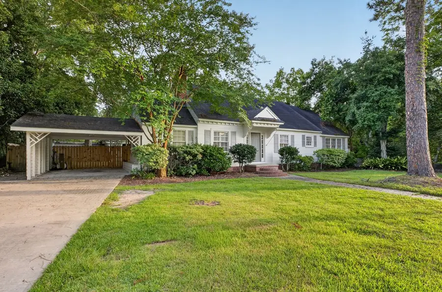214 E Main St, Hahira, GA 31632 - #2
