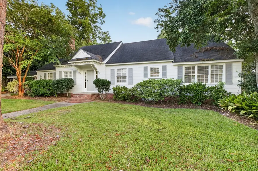 214 E Main St, Hahira, GA 31632 - #3