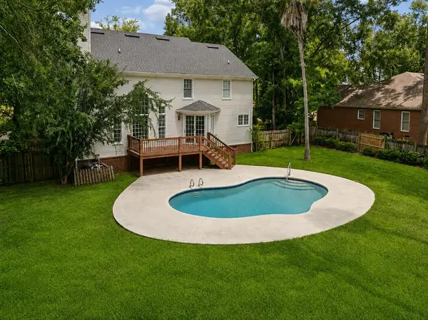 745 Lake Laurie Drive, Valdosta, GA 31605