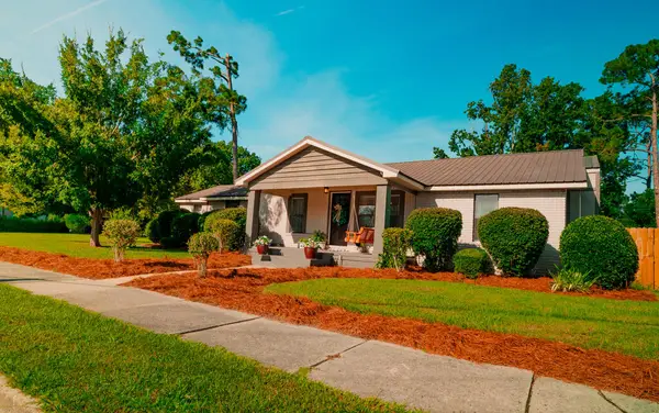 42 S Oak St, Lakeland, GA 31635