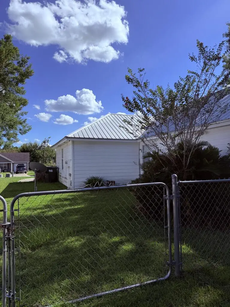 3928 Heatherwoods Dr., Valdosta, GA 31605 - #3