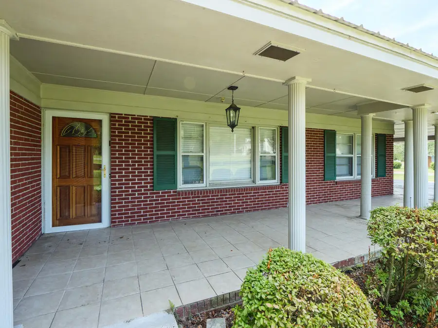 423 Eager Rd, Valdosta, GA 31602 - #3