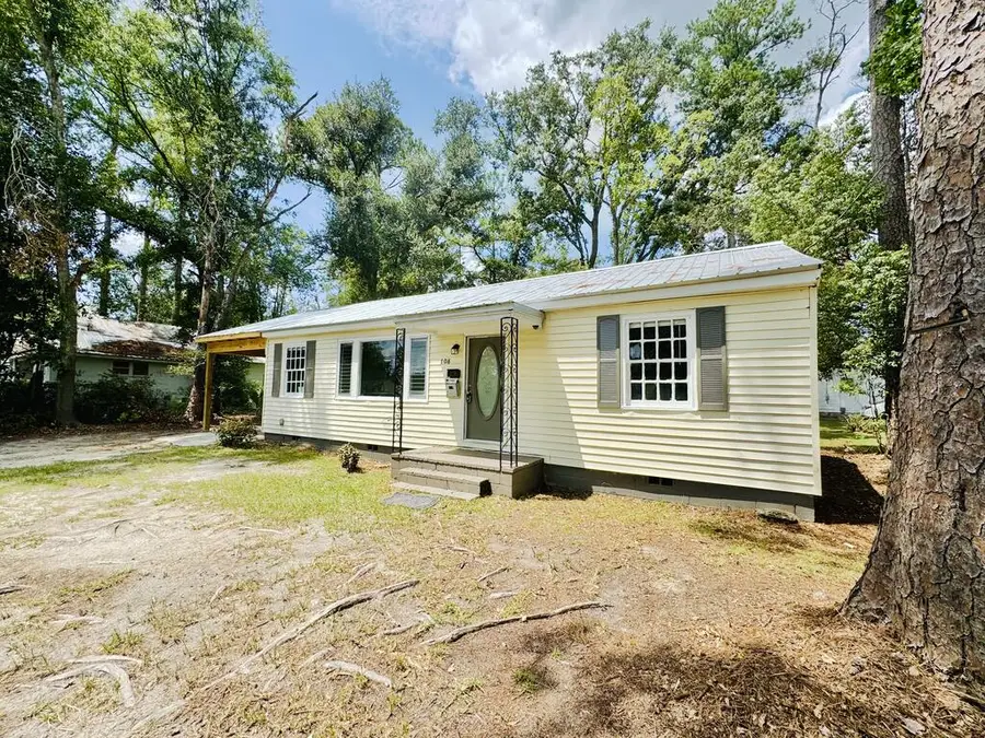 708 Lakeland Avenue, Valdosta, GA 31602 - #3