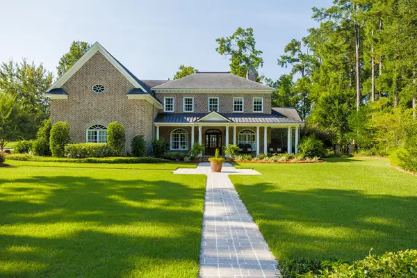 4237 Whisperwood Circle, Valdosta, GA 31602