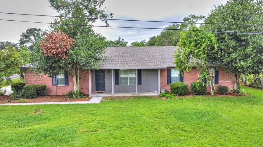 612 S College, Hahira, GA 31632 - #2