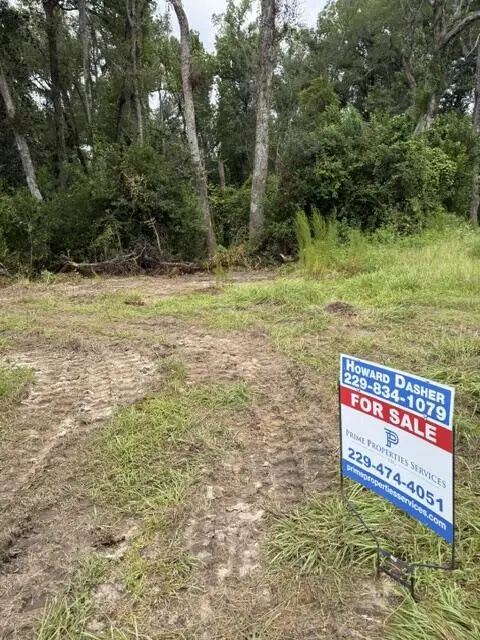 2444 Meadowbrook Dr, Valdosta, GA 31602 - #1