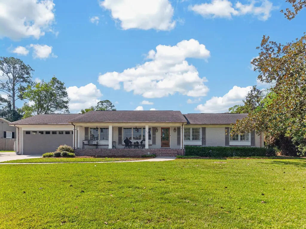 113 Fairway Dr, Valdosta, GA 31605 - #1