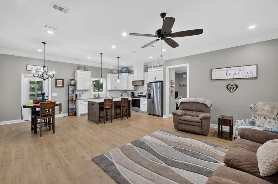 2308 Thomas St, Adel, GA 31620 - #2