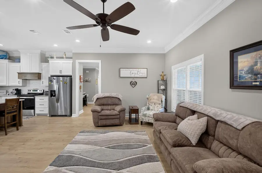 2308 Thomas St, Adel, GA 31620 - #3