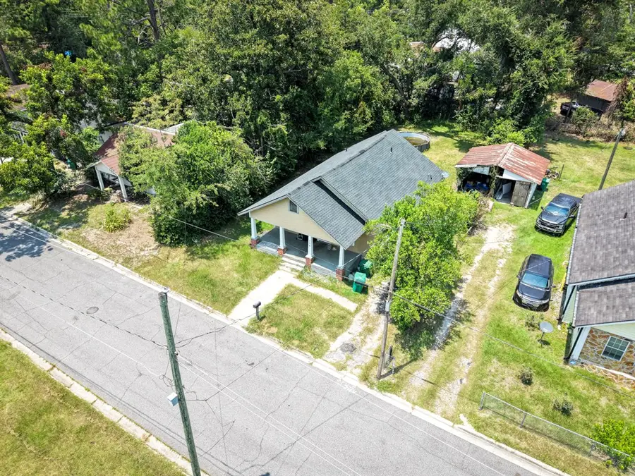 706 E Magnolia Street, Valdosta, GA 31601 - #2