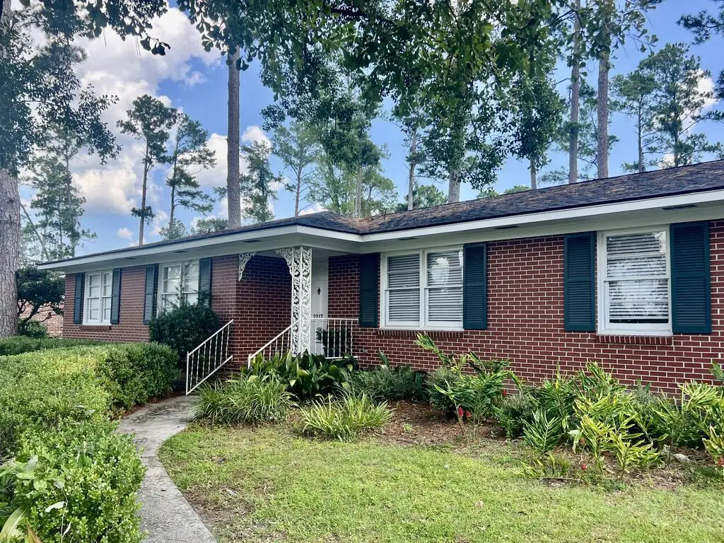 2217 Young Dr, Valdosta, GA 31602 - #1
