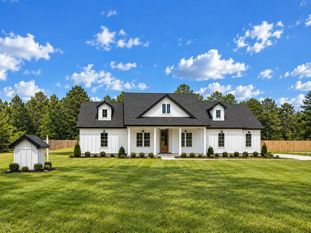 3004 Mary Powell, Hahira, GA 31632 - #1