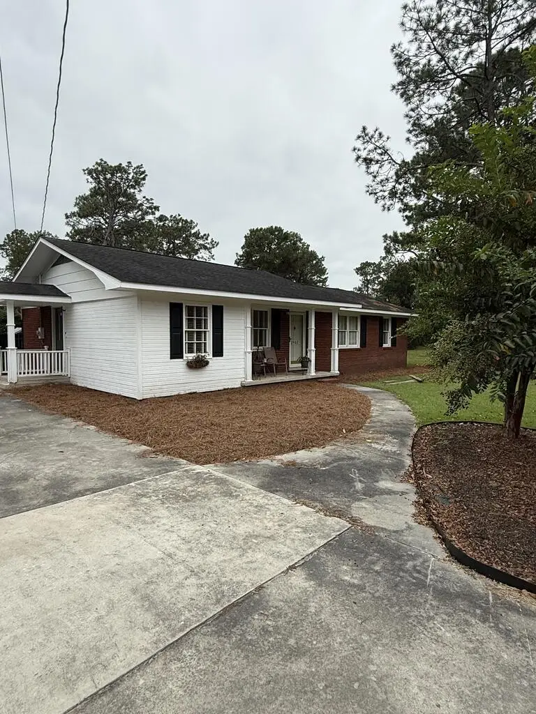 2402 Thomas St., Adel, GA 31620 - #2