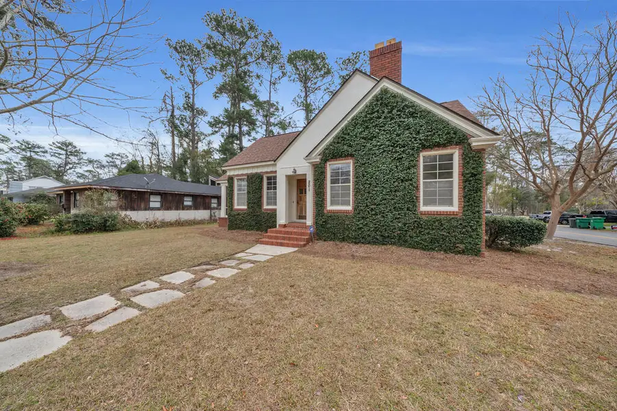 201 E Brookwood Place, Valdosta, GA 31602 - #3