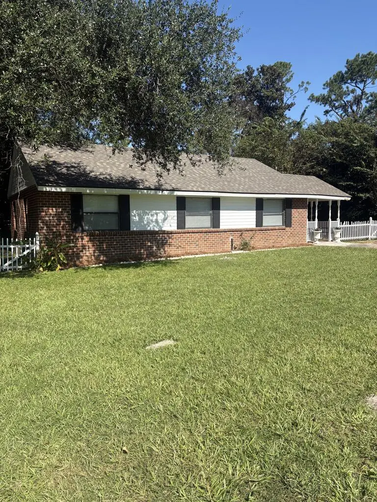 700 Azalea Cir, Valdosta, GA 31602 - #1