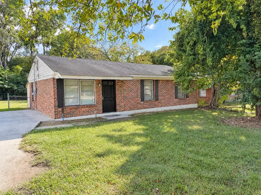 811 Stillwater Dr, Valdosta, GA 31601 - #2
