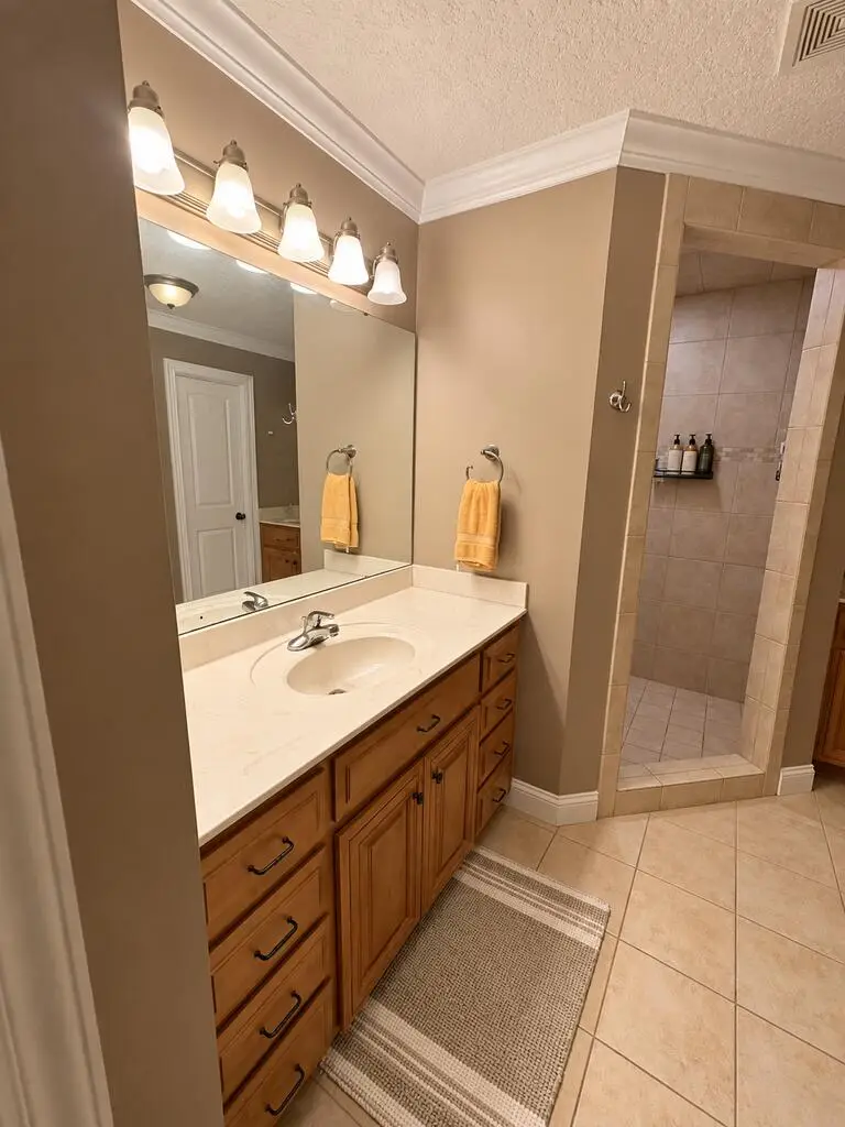 3855 Napa, Valdosta, GA 31602 - #3