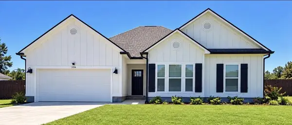 3104 Darbyshire Circle, Hahira, GA 31632