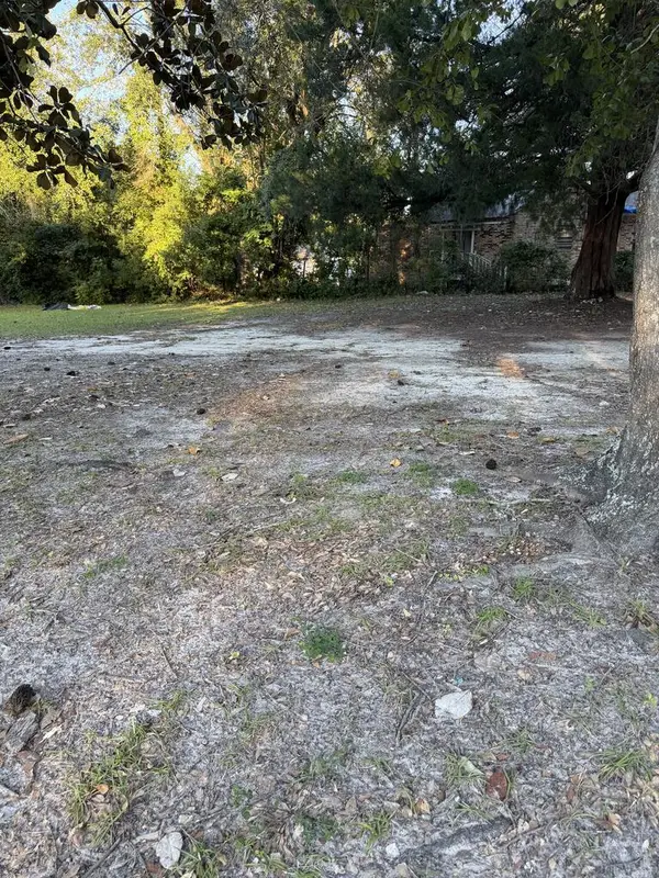 207 1/2 Johnson 209 St, Valdosta, GA 31601