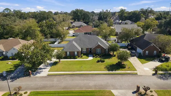 3613 Arbor Run Dr, Valdosta, GA 31632