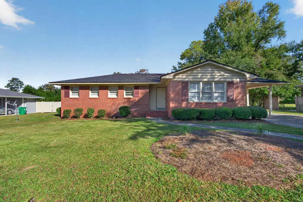 1216 W Park Ave, Valdosta, GA 31602 - #1