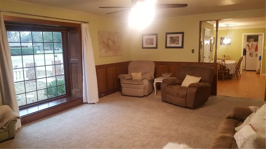 20 Shadowood Lane, Gainesville, TX 76240 - Image #3