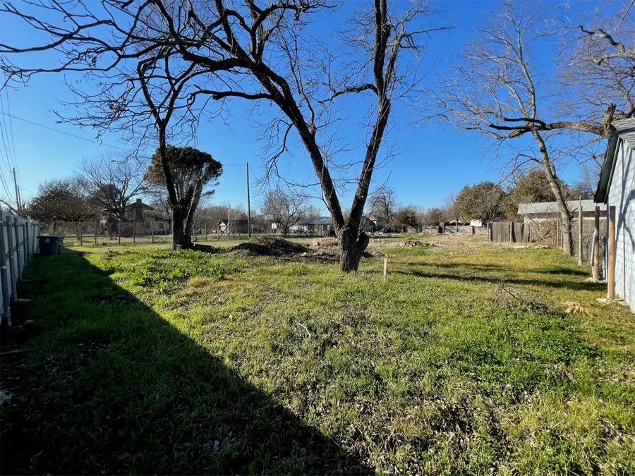 2 Fairport Road, Dallas, TX 75217 - Image #3