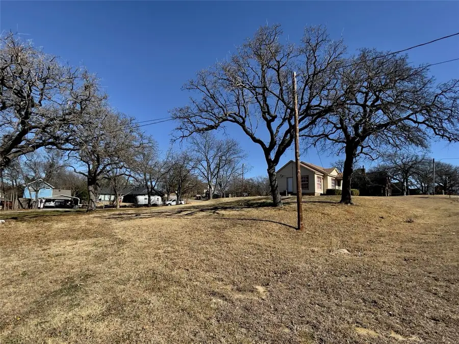 211 Denton Street E, Argyle, TX 76226 - Image #3