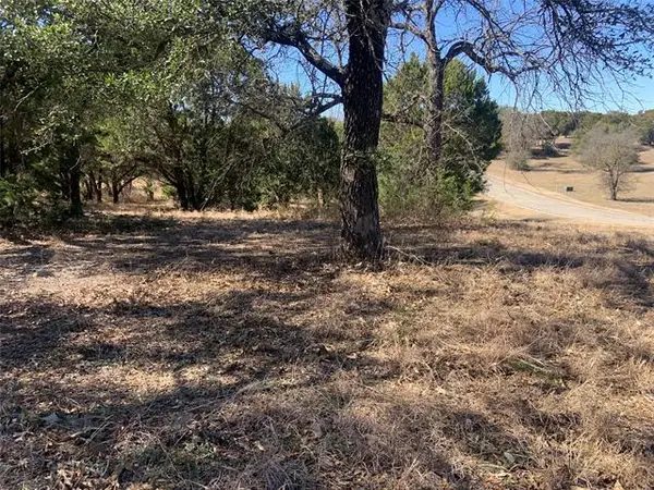 6117 N Aberdeen Drive, Cleburne, TX 76033