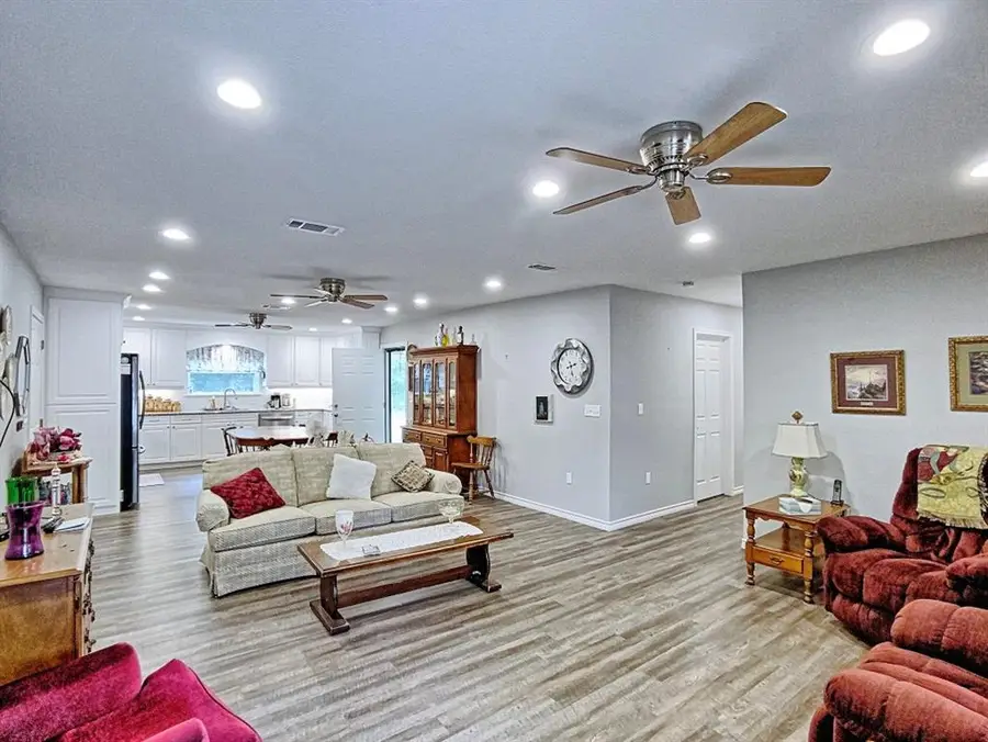 514 Ravenwood Drive, Athens, TX 75751 - Image #3