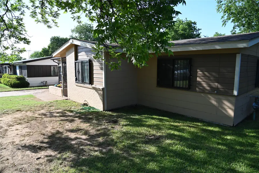 6229 Vel Drive, Fort Worth, TX 76112 - Image #2