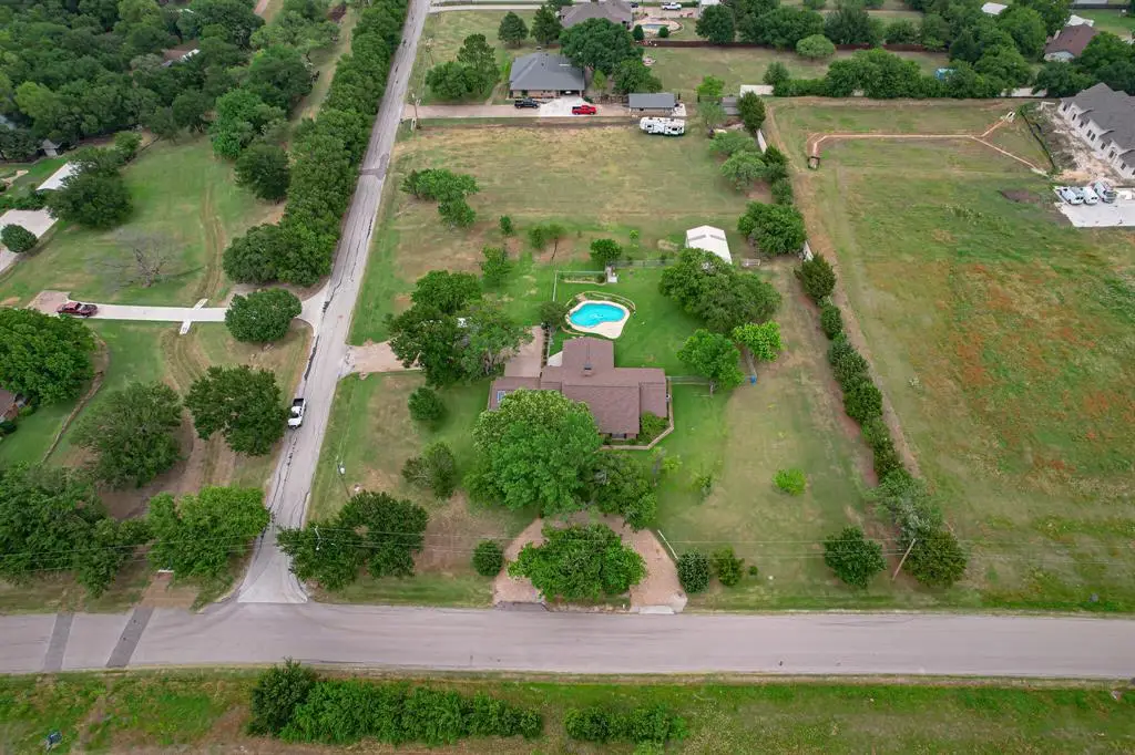 108 Carlin Road, Mansfield, TX 76063 - Image #1