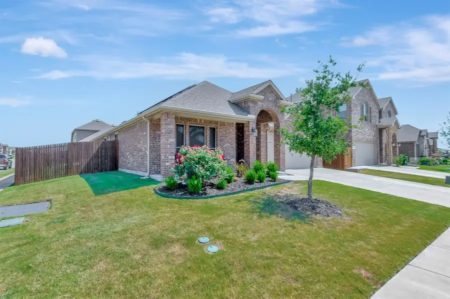 11101 Blaze Street, Aubrey, TX 76227 - Image #2