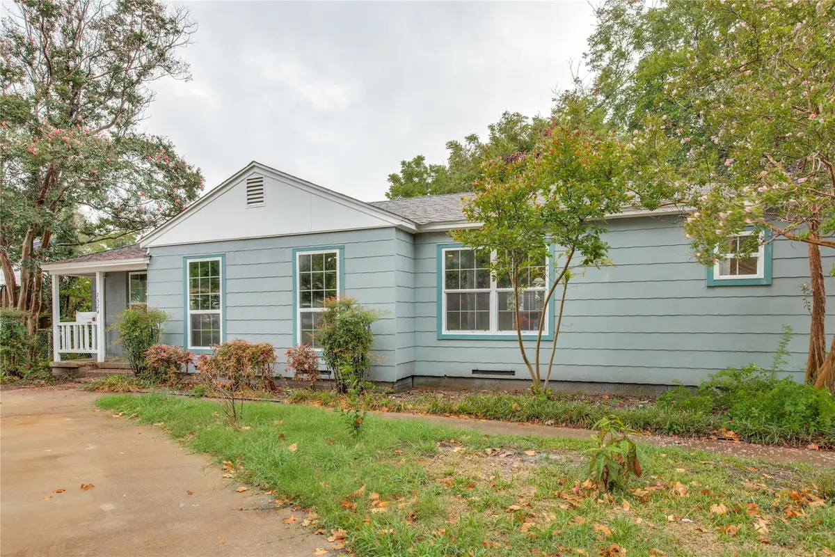 1524 W Lakeside Drive, Garland, TX 75042 - #1