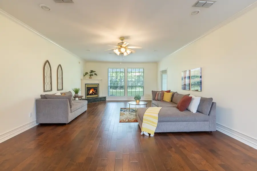 5803 Persimmon Drive, Tyler, TX 75707 - Image #2